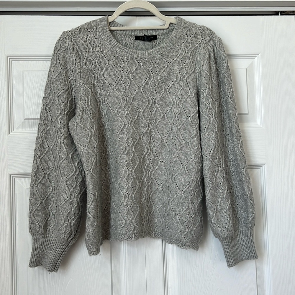 Tahari Gray Cable Knit Sweater